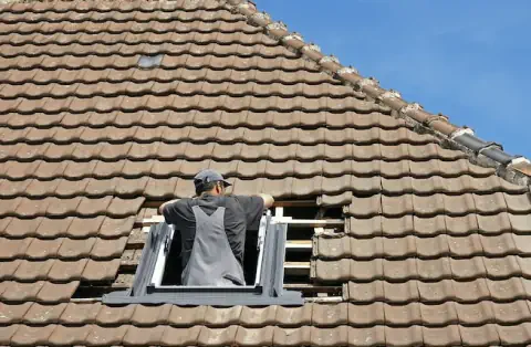 Pose de velux - Bourg Charente